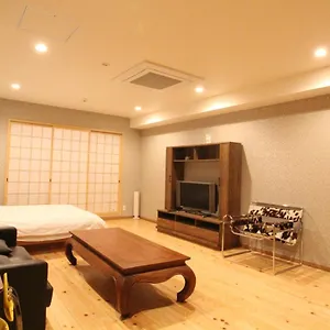 Shimanouchi Luxury Japan
